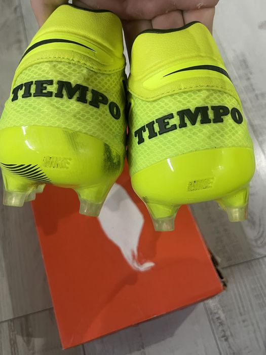 Бутонки Nike Tiempo ACC