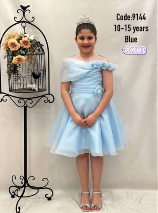 Продажа подрасковых вечерних платьев