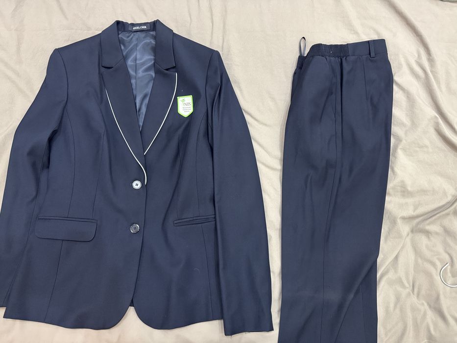 Школьный костюм НИШ для девочек