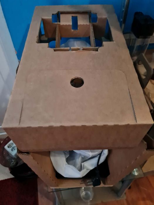 Espressor automat Philips seria 5500, ice cafe nou