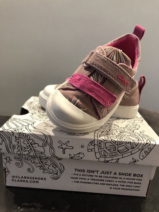 Детски маратонки Clarks City Bright