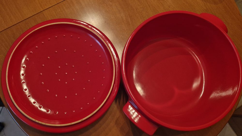 Emile Henry Тенджера с капак ROUND STEWPOT + подарък