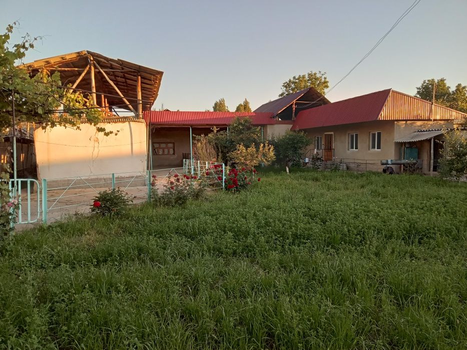 Продаётся участок и дом 15 соток