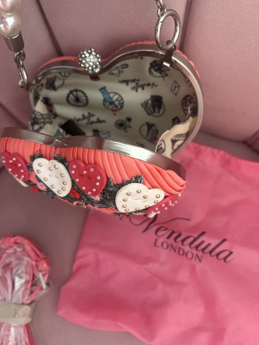 Geanta Vendula London