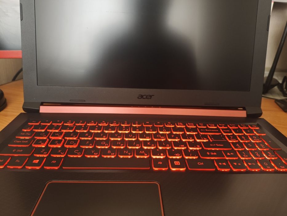 Acer NITRO (i7 8750H/GTX 1060)