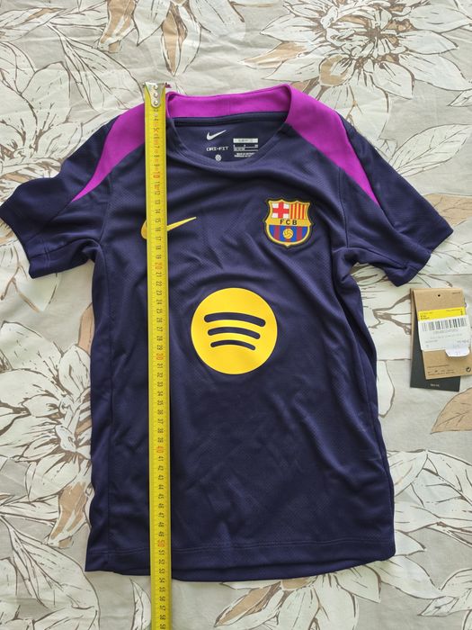 Чисто нова детска тениска Nike FC Barcelona (Барселона) с етикети - размер S