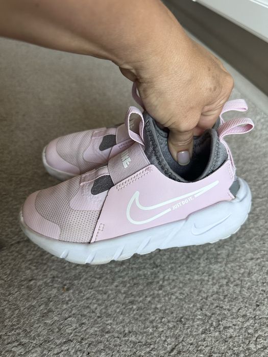 Детски маратонки Nike 29,5 и Skechers 28