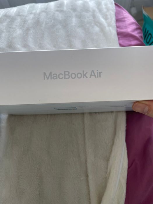 Apple MacBook Air M5 16/512gb!