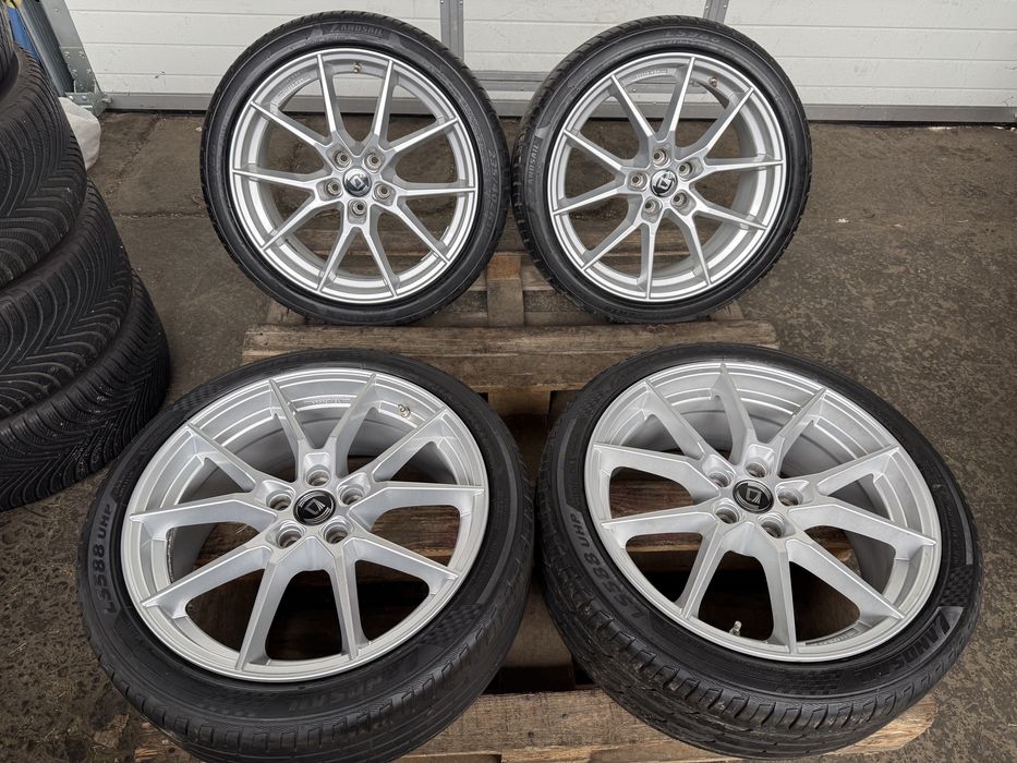 # Jante aluminiu VW Passat Arteon Tiguan Touran Skoda Superb Octavia cu anvelope de vara 235/40 R19