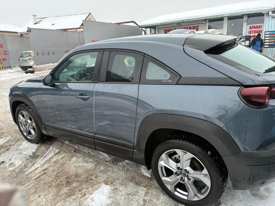 MAZDA MX-30 Electric 2020-27.501km- baterie 93% - Garantii extinse
