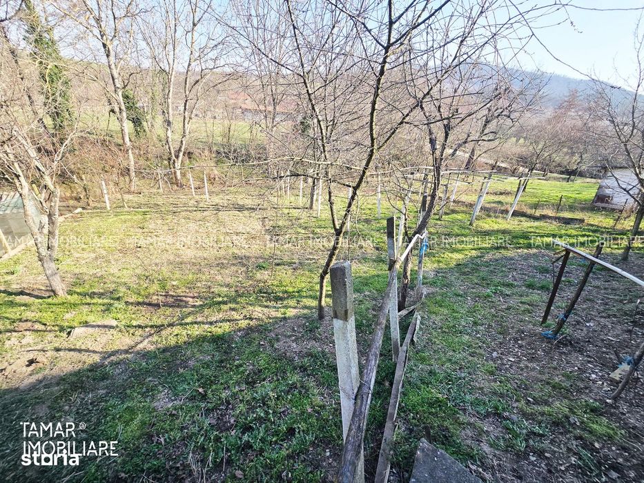 Casă Deosebită cu 5 Camere - Teren 900 mp