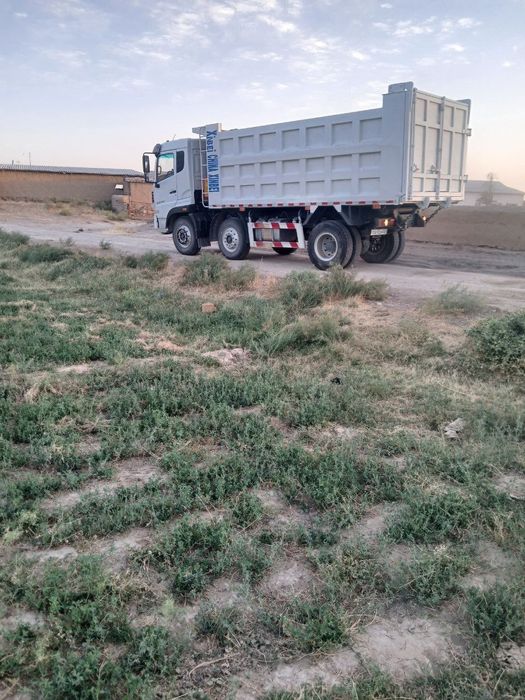 Samоsval 2023 y 15 tonалик  18000 yurgan