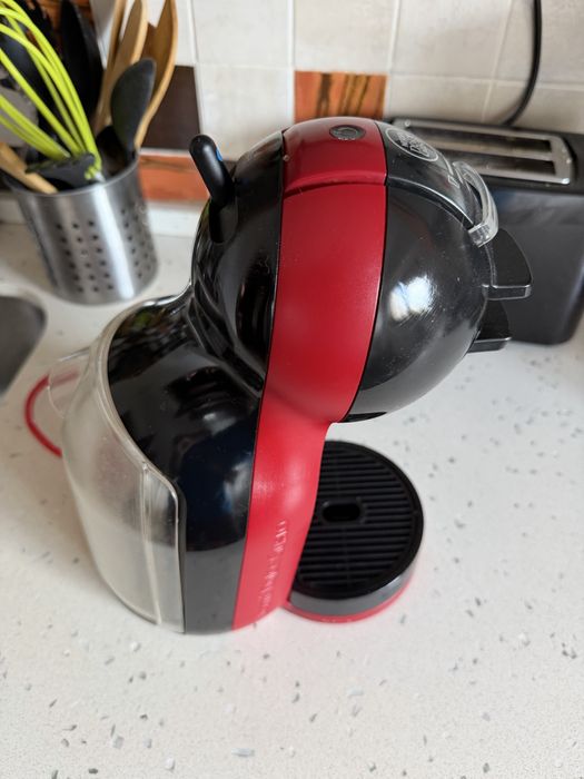 Aparat cafea nescafe dolce gusto