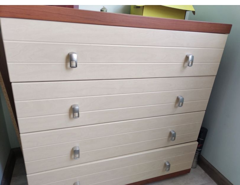 Спальный гарнитур