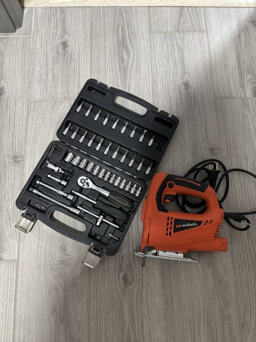 Trusa chei si fierastrau pendular