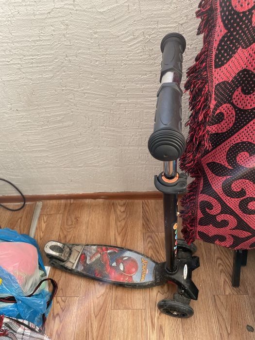 Продам детский самокат