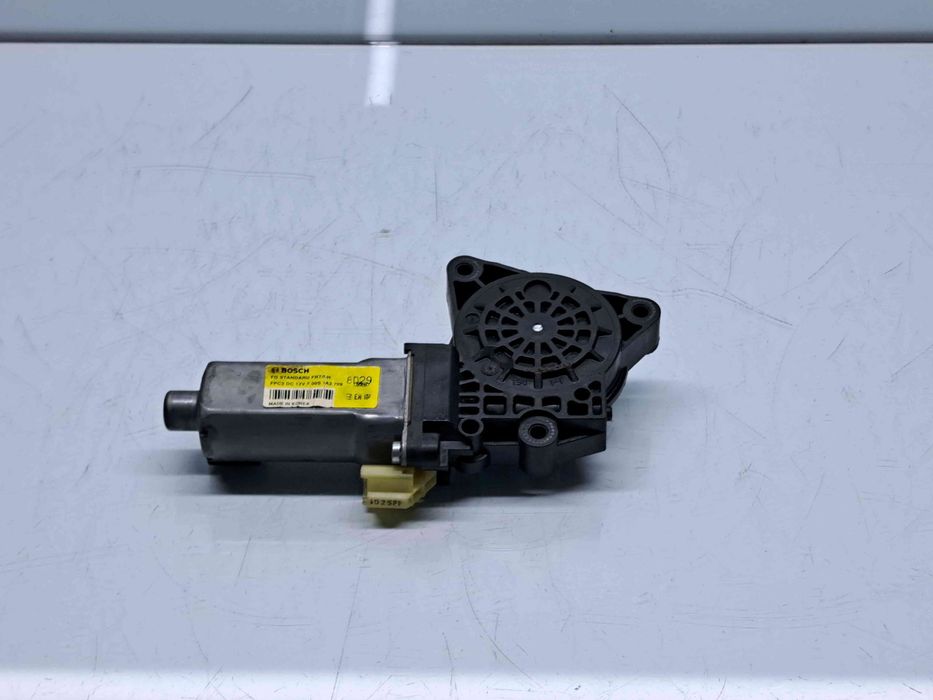 Motoras geam dreapta fata Hyundai i30 (FD) [Fabr 2007-2012] F00S1A3295