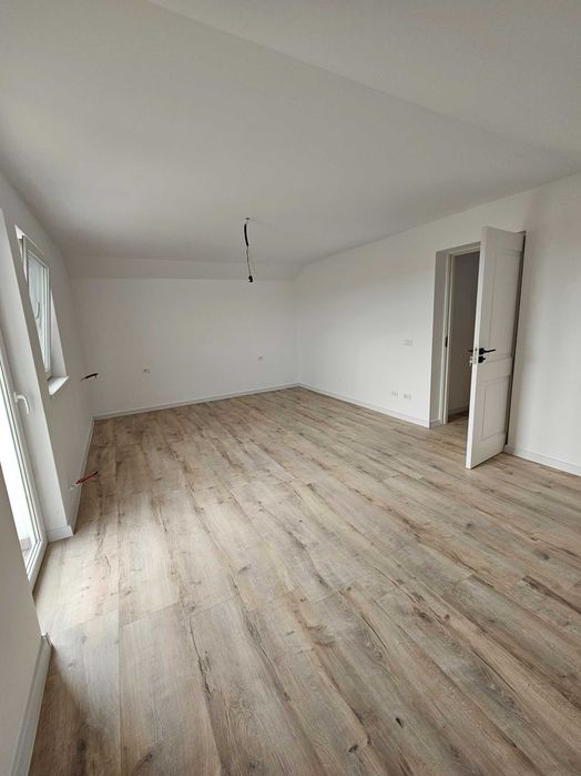 Casă 2025 Saucesti, PROPRIETAR, la 15 min de centrul Bacău