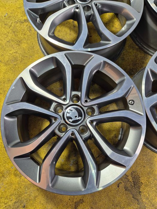 4 Jante Aliaj 5x112 17'' OE VW Golf Passat Touran Sharan Tiguan T-ROC Scirocco / Skoda Octavia Karoq Kodiaq YETI