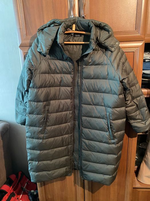 Пуховики и плащи