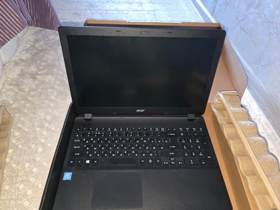 Срочно продам ноутбук acer