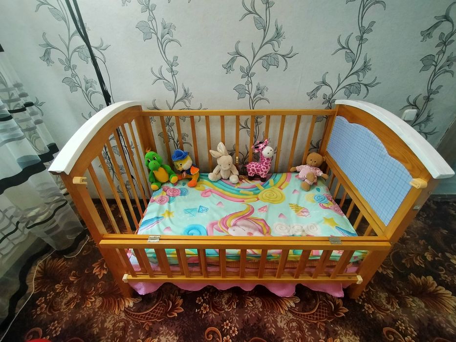 Детская кроватка
