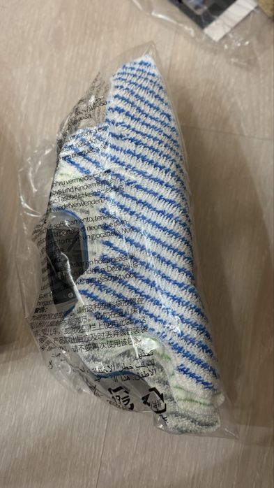 Продам робот пылесос