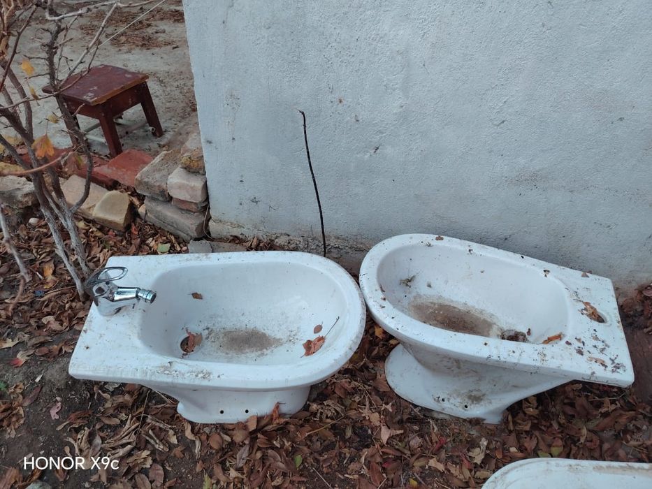 БИДЭ в отлч. состояний, цена 5200