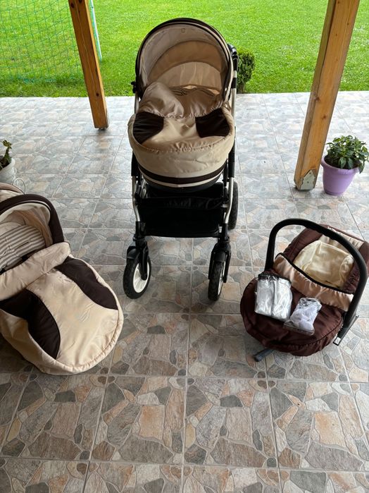 Бебешка количка 3 в 1 Carera