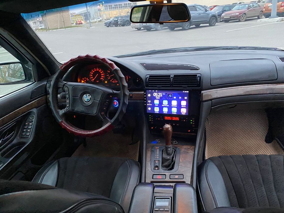 Продаеться БМВ е 38 об 4 литра