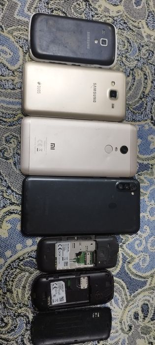 Продам телефоны б.у