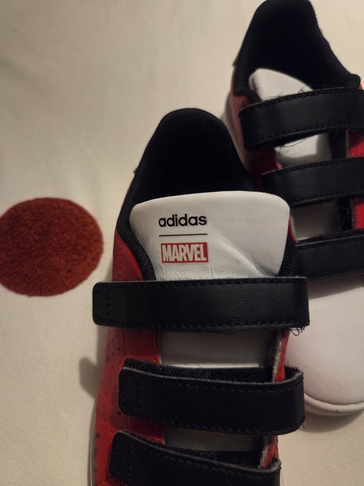 Adidas Marvel 33 номер