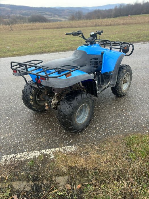 Vând atv linhai de 300cc cu acte