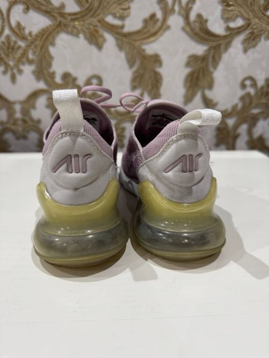 Кроссовки Nike Air 270, оригинал, б/у 36-36,5 размер