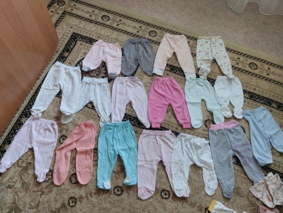 Продам детские вещи