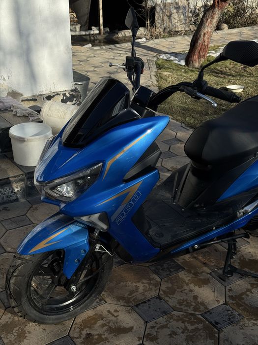 Продам макси 180 кубов