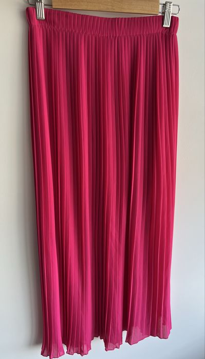 Пола циклама плисе