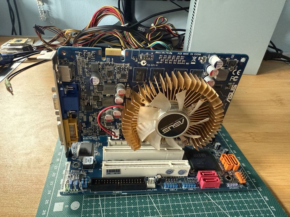 kit quad q6600 4 gb ram ddr 2 video 1 gb retro game