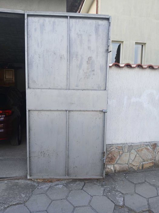 Желязна врата-двукрилна