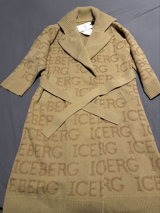 Кожено вке Guess by Marciano