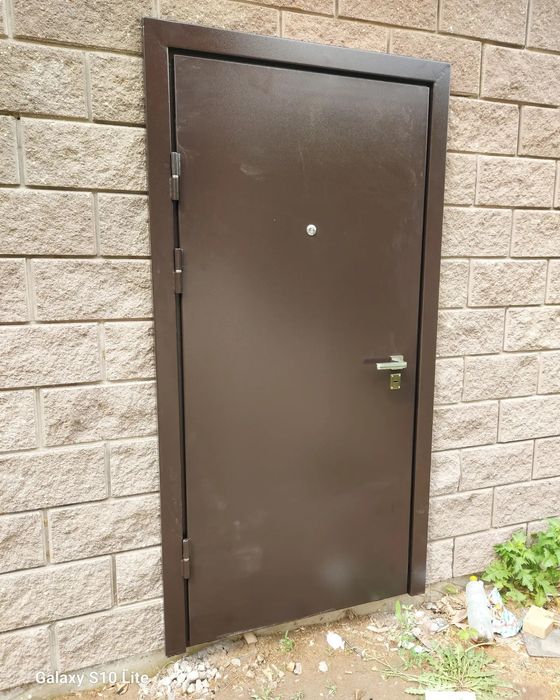 Изготовление и установка железных дверей.Металлические двери - Входные ...