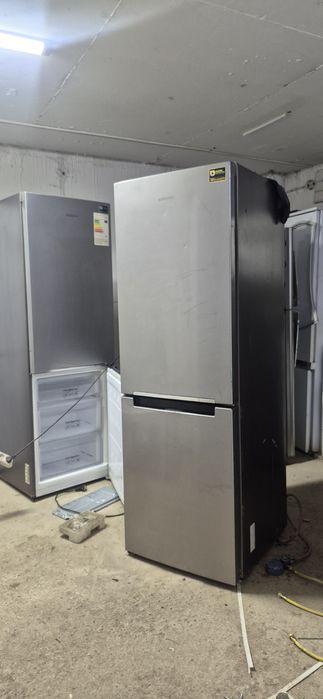 Продам дверь  ящик плата вентилятор на разбор  поштучно