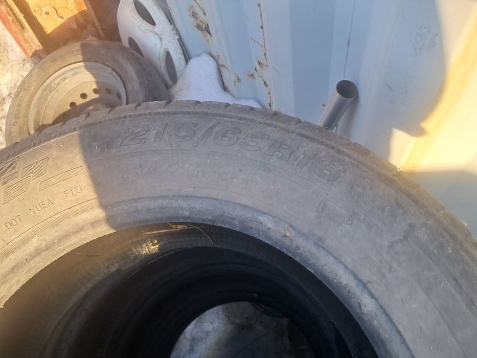 Резина на ниву 16