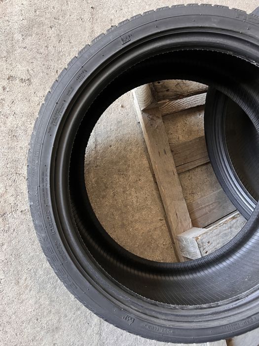 2 anvelope iarna 245/35/19 , nokian , 6.5 mm