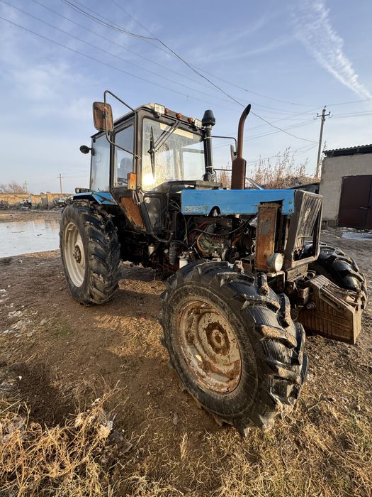 Трактор Беларус 1221 продается