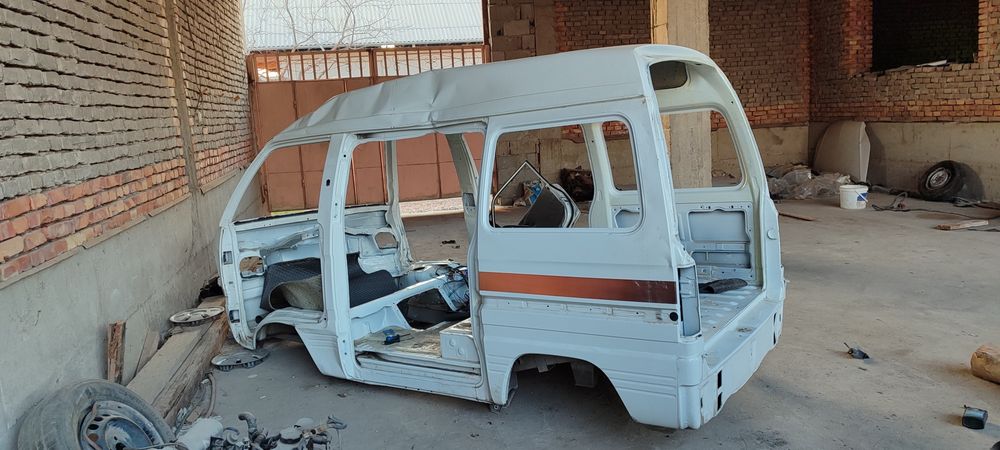 Damas ramasi sotiladi