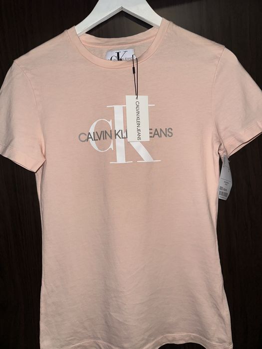 Нова тениска Calvin Klein jeans