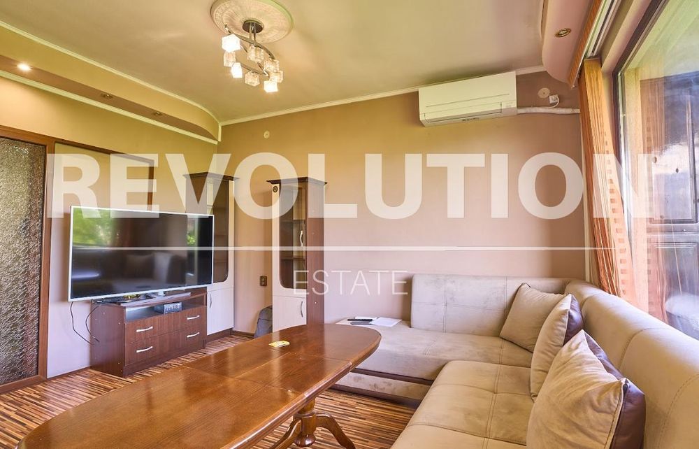 Дава се под наем Четиристаен апартамент в Пловдив, Христо Смирненски - 90 кв.м за 600 € - Снимка #2