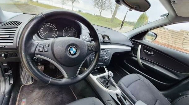 BMW seria 1 2011