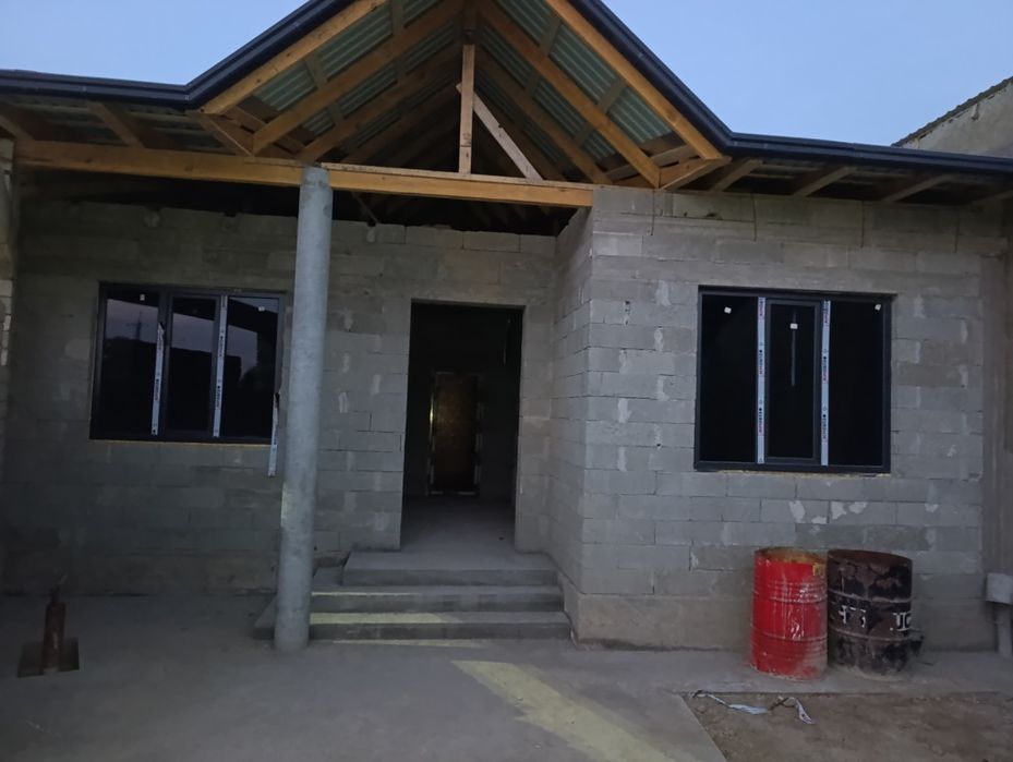 Uy sotiladi Toshkent viloyati karobka holatda